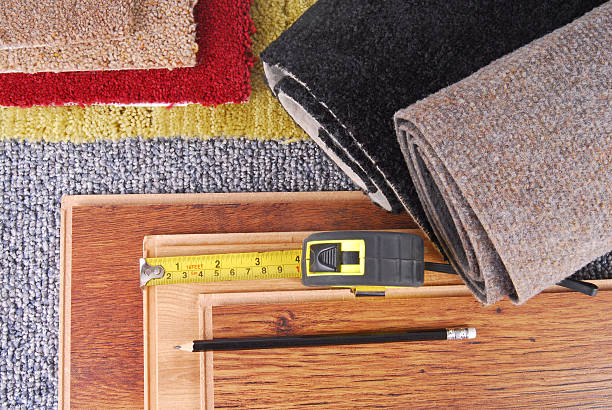 Flooring specialist bringing samples to home in Westland MI